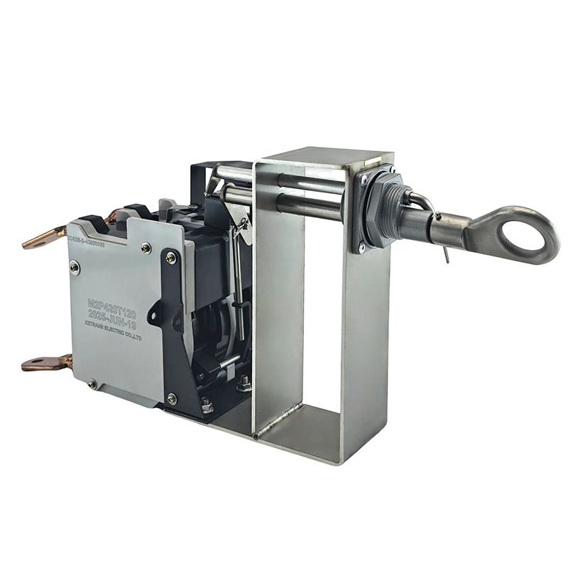 Submersible Oil-Immersed CSP single phase 420A circuit breaker side & front angle shot