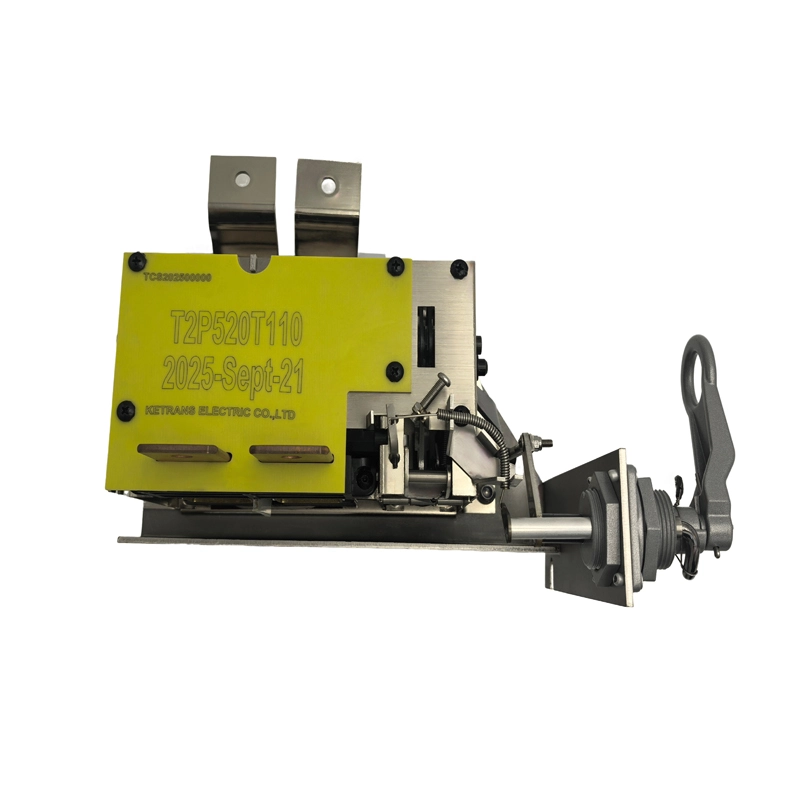 Top terminal screw detail of single phase 520A CSP oil immersed circuit breaker 125KVA