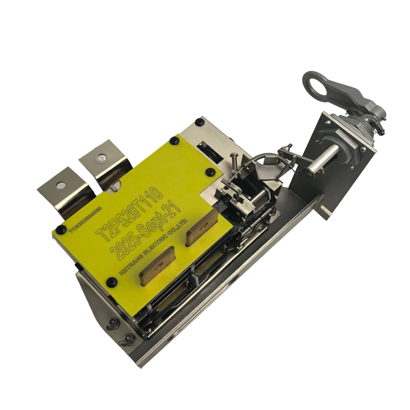 Single phase 520A CSP oil immersed circuit breaker 125KVA top connection ports