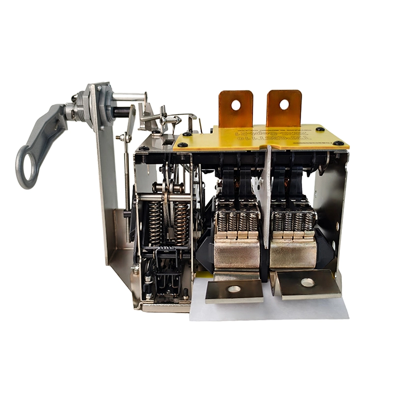 Single phase 625A CSP oil circuit breaker 150KVA curved front view